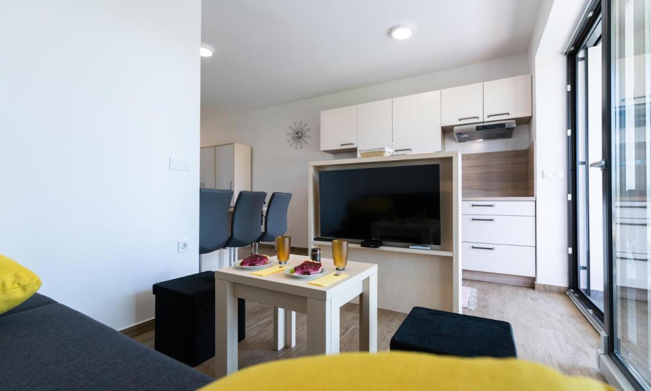 Apartmaji Banonia 베라이 외부 사진
