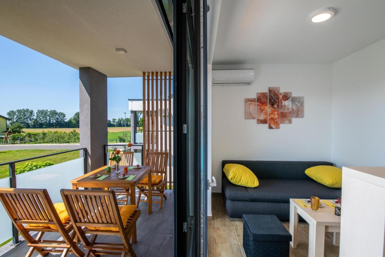Apartmaji Banonia 베라이 외부 사진