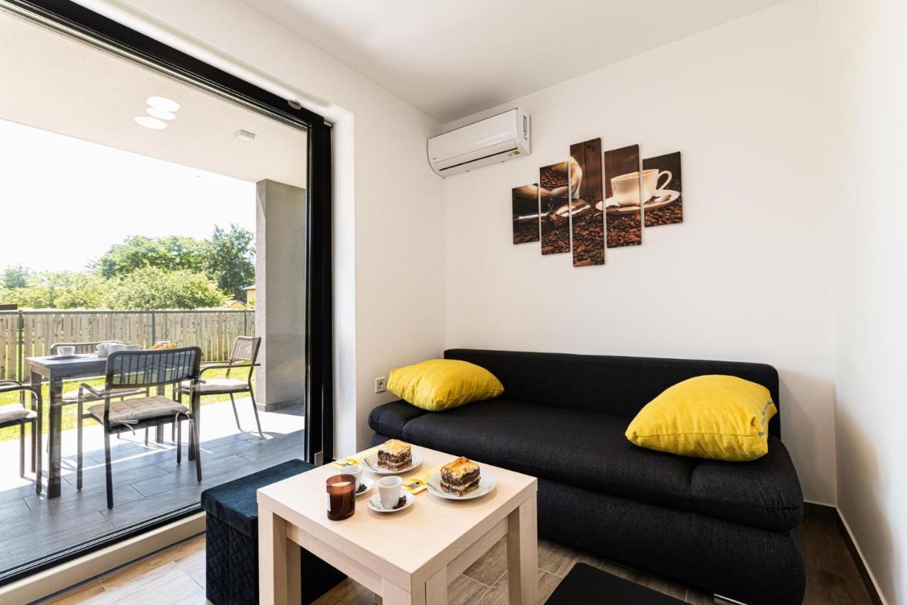 Apartmaji Banonia 베라이 외부 사진
