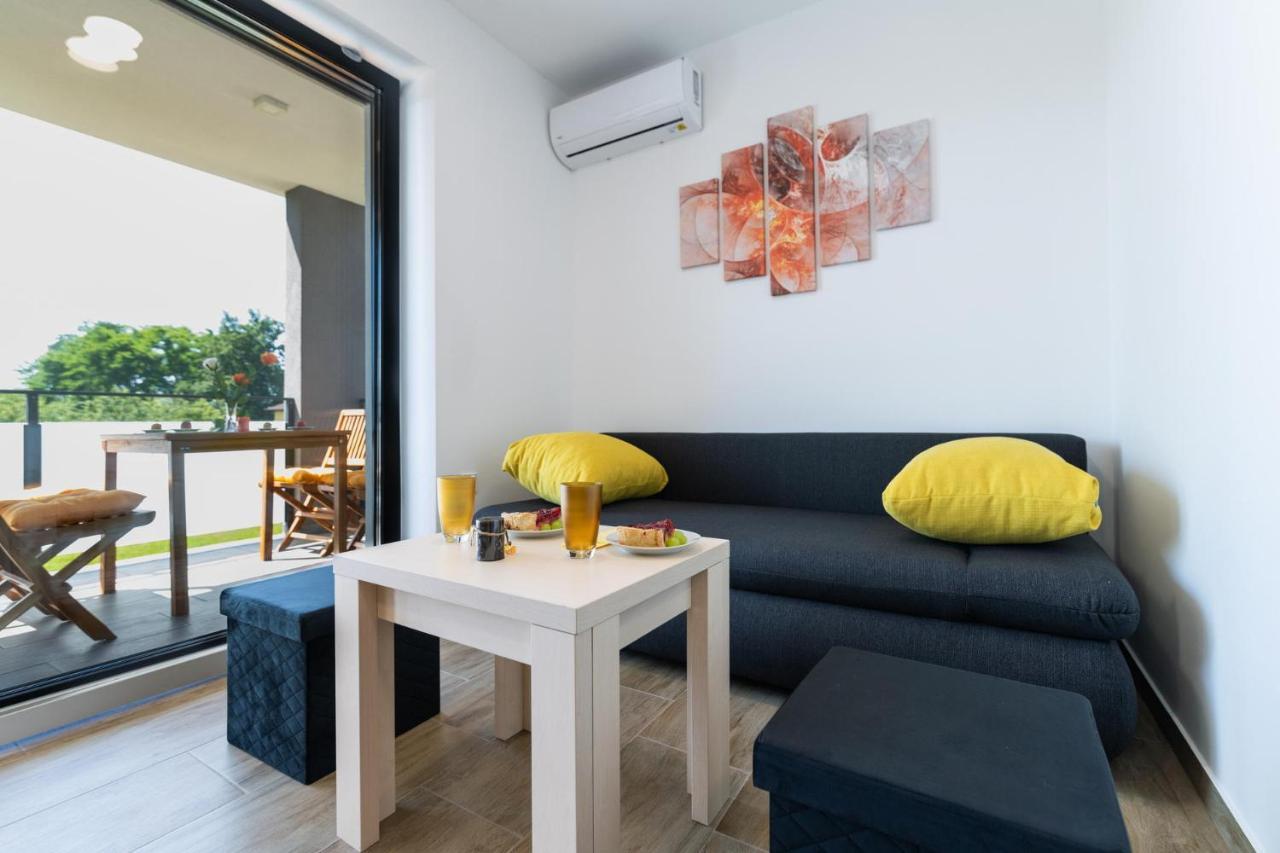 Apartmaji Banonia 베라이 외부 사진